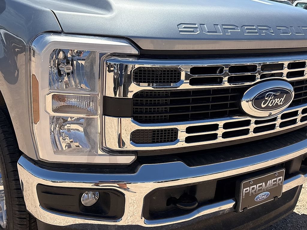 New 2026 Ford F250 XLT w/ 360-Degree Camera Package AWD/4WD image 13