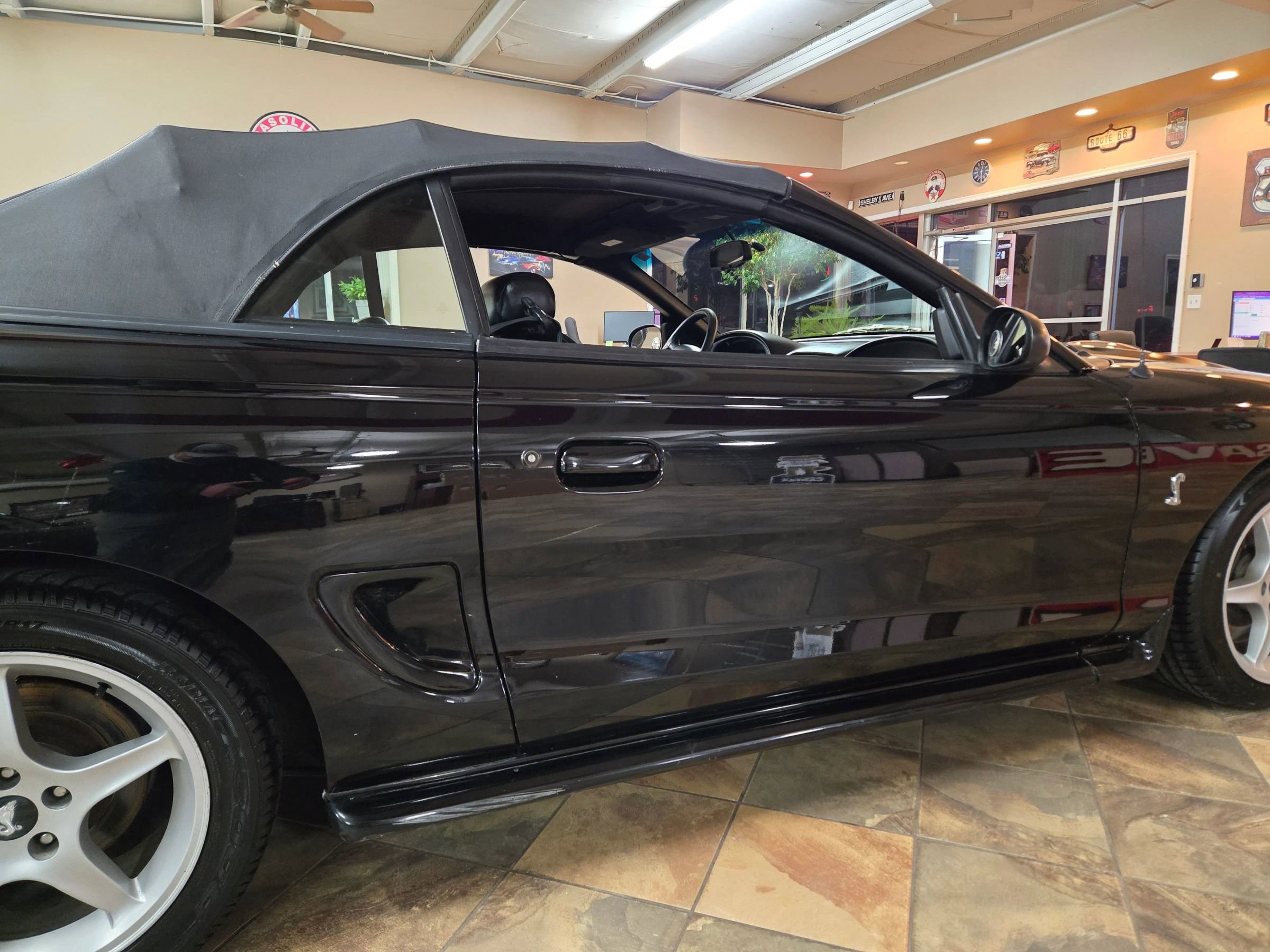 Used 1998 Ford Mustang Cobra image 10