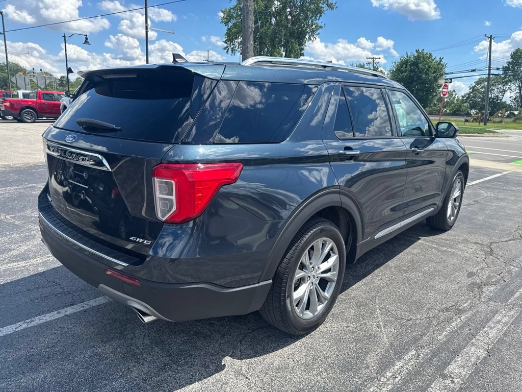 Used 2023 Ford Explorer Limited w/ Equipment Group 301A AWD/4WD image 3