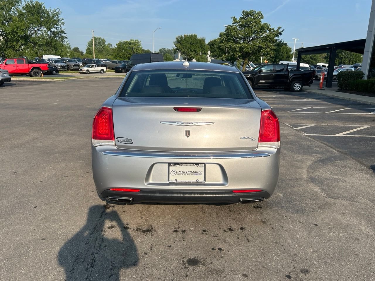 Used 2016 Chrysler 300 C RWD image 4