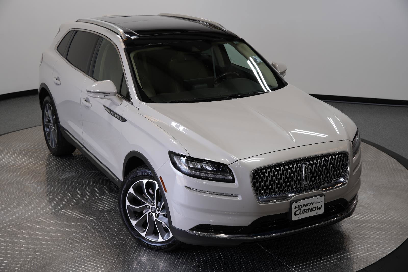 Used 2022 Lincoln Nautilus Reserve image 44