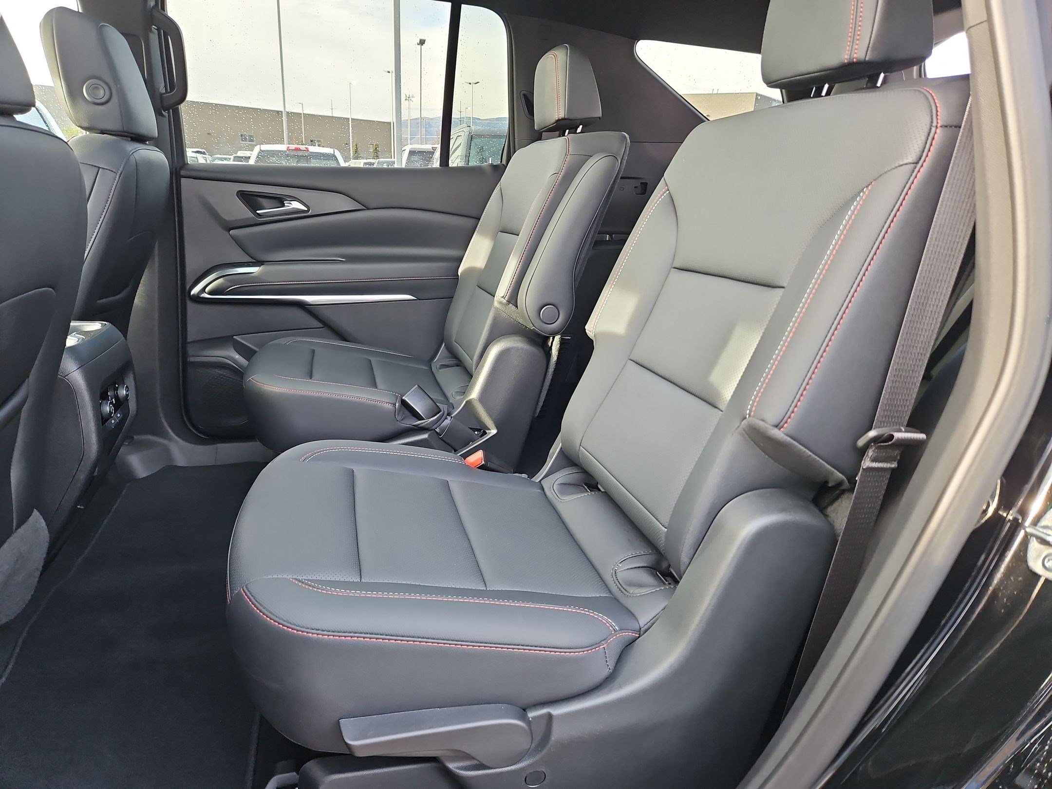 Used 2025 Chevrolet Traverse Z71 w/ Driver Confidence Package AWD/4WD image 28