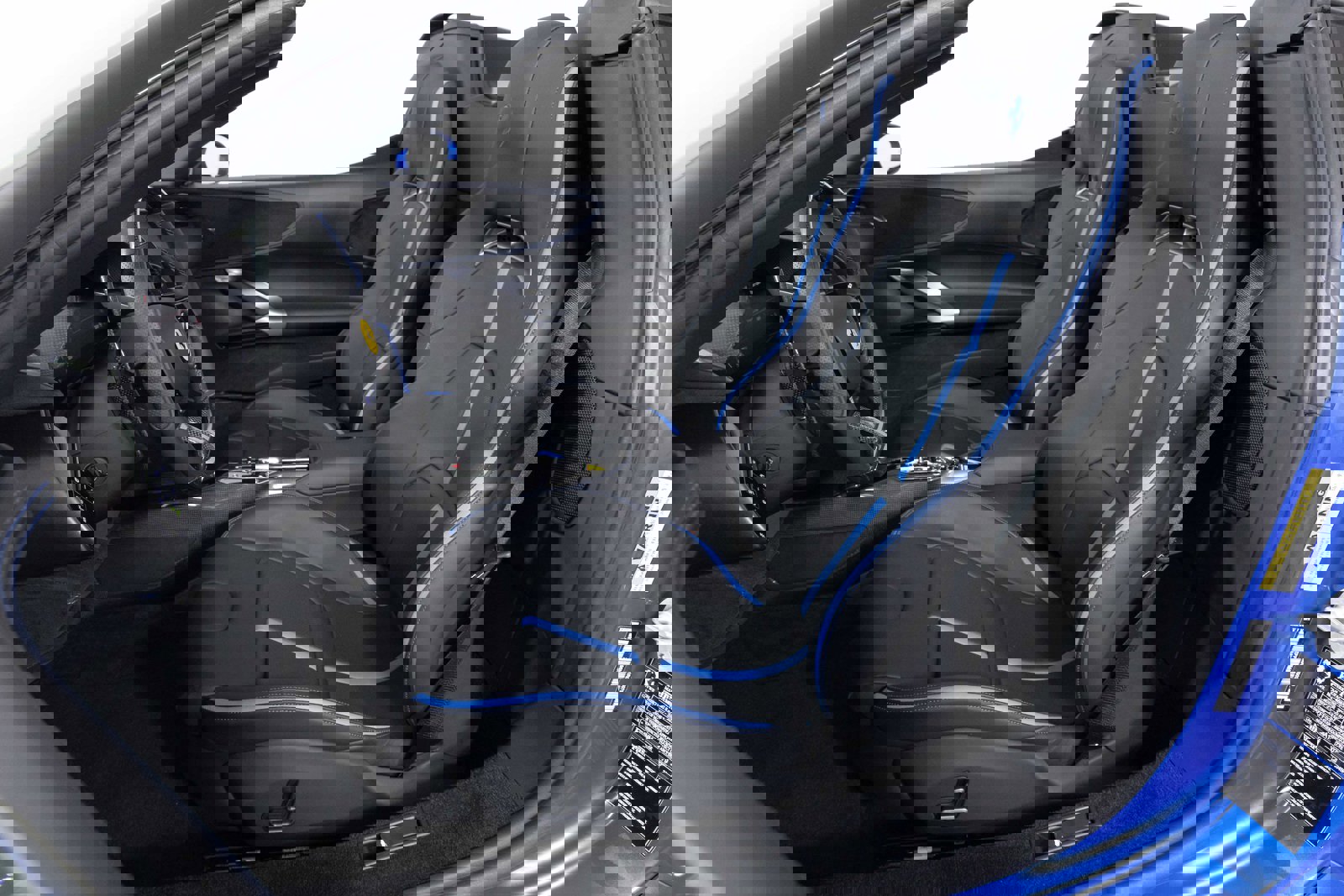 Used 2024 Ferrari SF90 Spider image 5