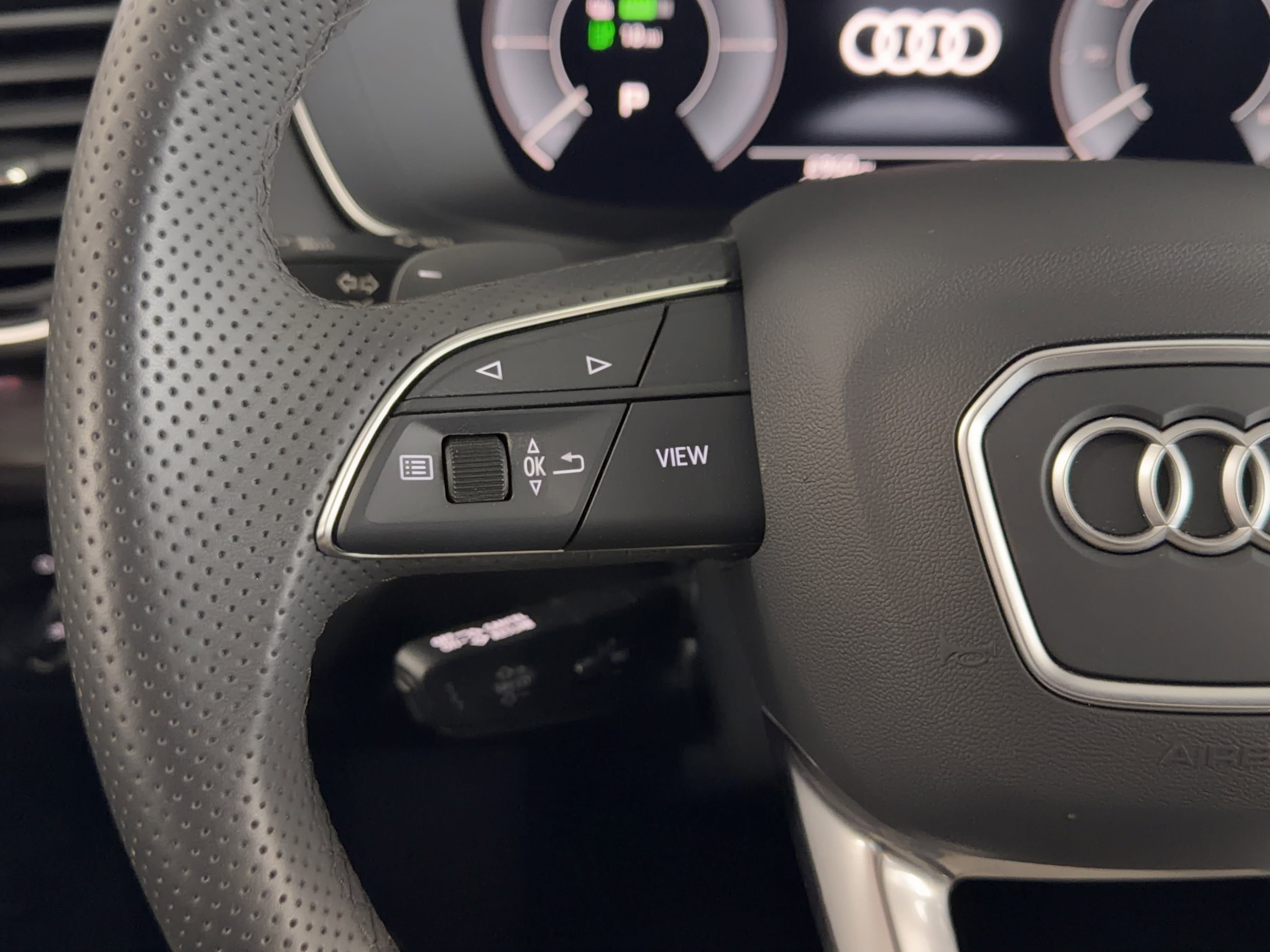 Certified 2025 Audi Q5 e Premium Plus w/ Premium Plus Package image 21