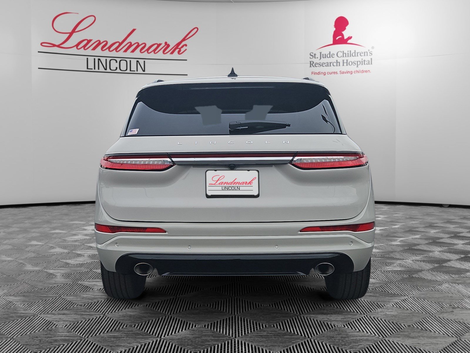 Certified 2024 Lincoln Corsair Grand Touring image 4