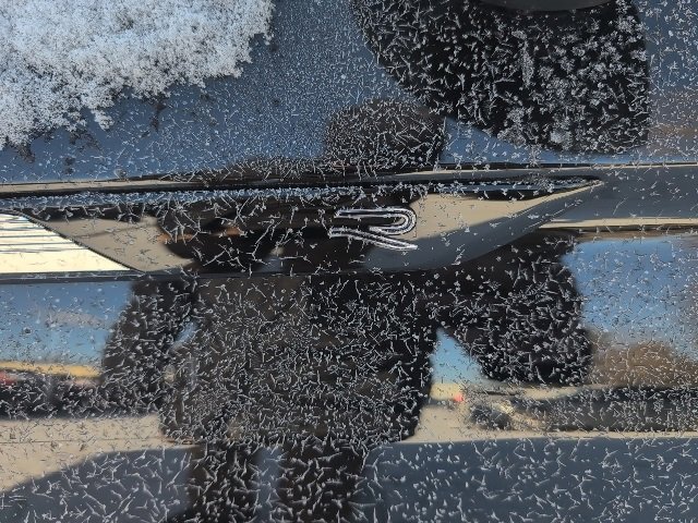 Used 2024 Volkswagen Tiguan SEL R-Line image 5