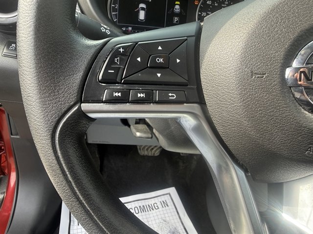 Used 2019 Nissan Kicks SV FWD image 11