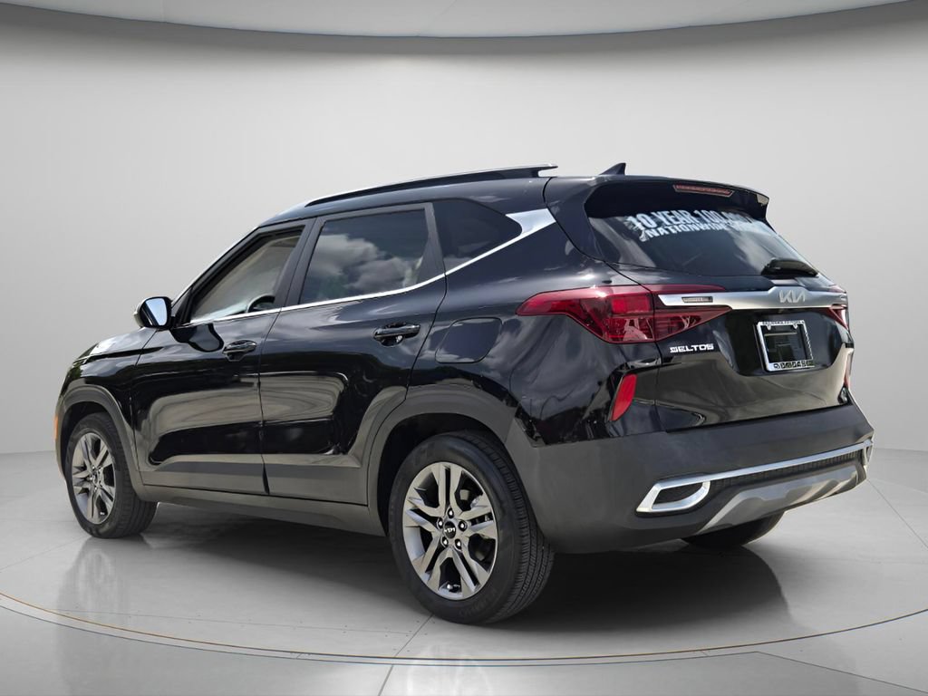 Used 2023 Kia Seltos S FWD image 4