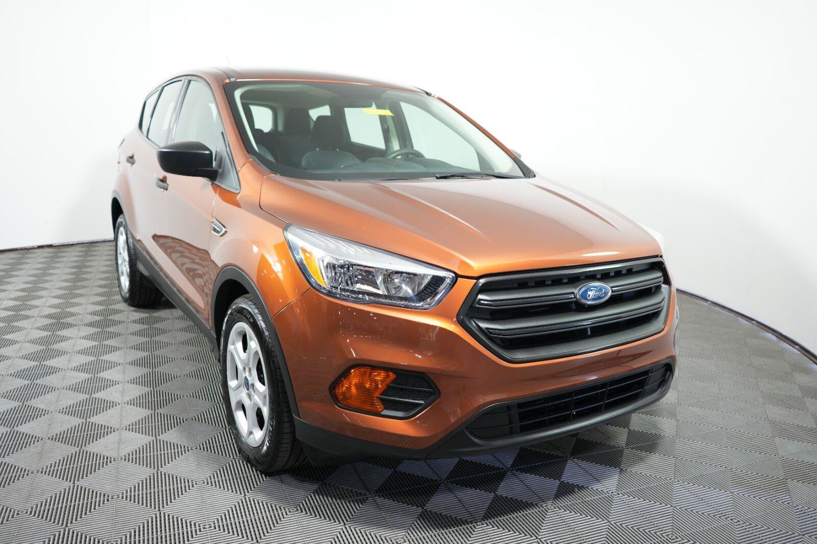 Used 2017 Ford Escape S FWD image 3
