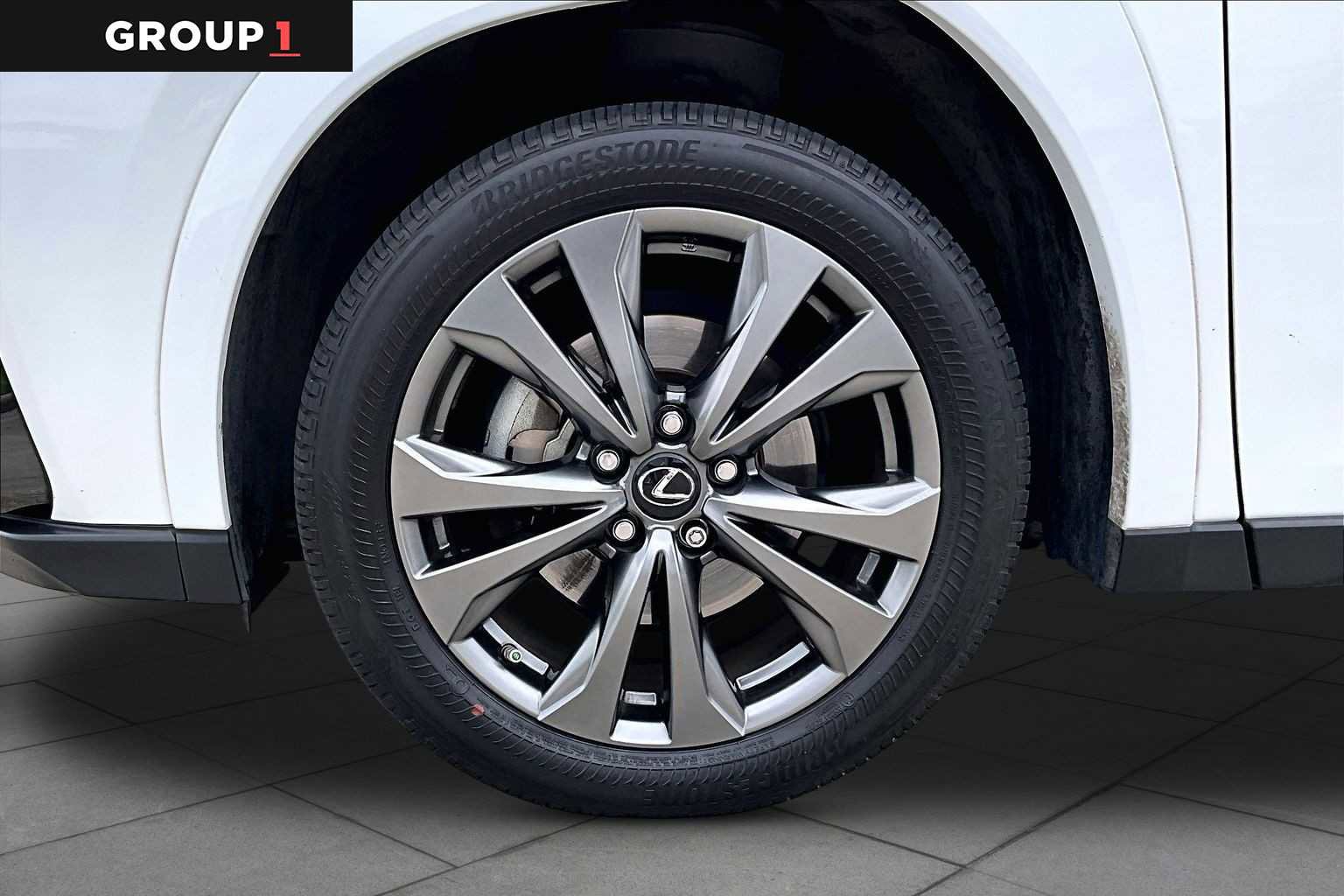 Certified 2024 Lexus UX 250h F Sport FWD image 9