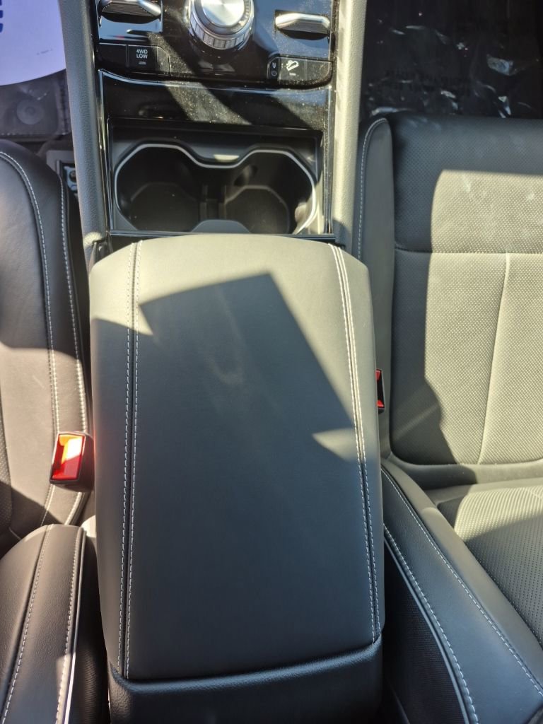 New 2024 Jeep Grand Cherokee Overland w/ Advanced Protech Group III image 39