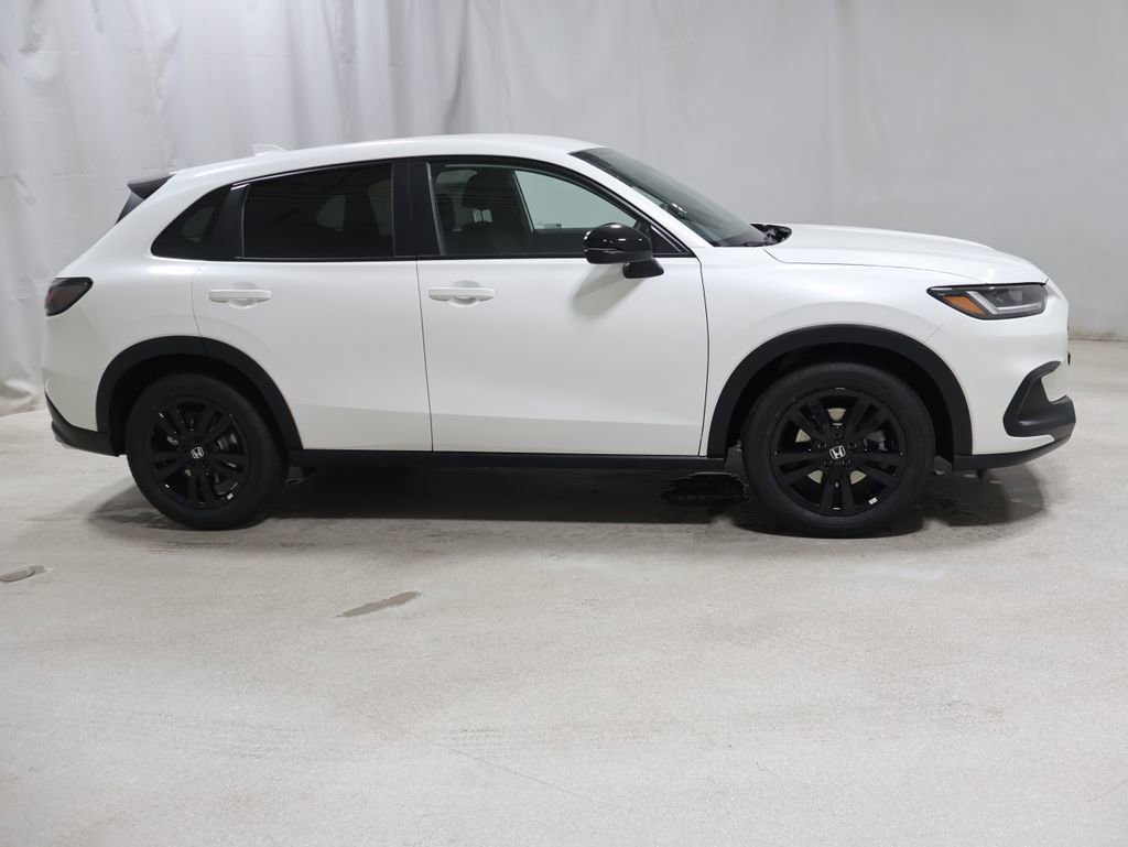 New 2027 Honda HR-V Sport image 8