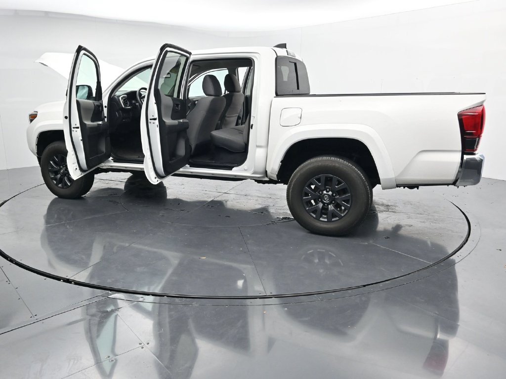 Used 2023 Toyota Tacoma SR5 AWD/4WD image 42