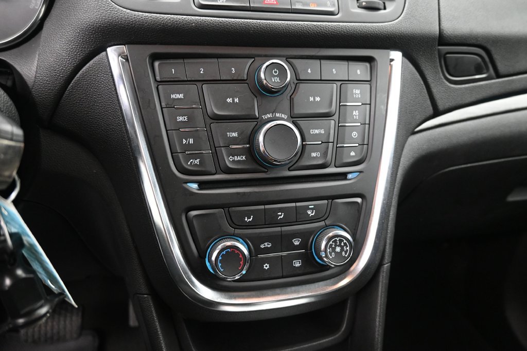 Used 2015 Buick Encore FWD image 37
