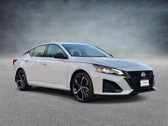 New 2025 Nissan Altima 2.5 SR w/ SR Premium Package image 1