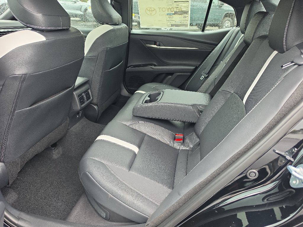 New 2026 Toyota Camry Hybrid w/ Convenience Package AWD/4WD image 17