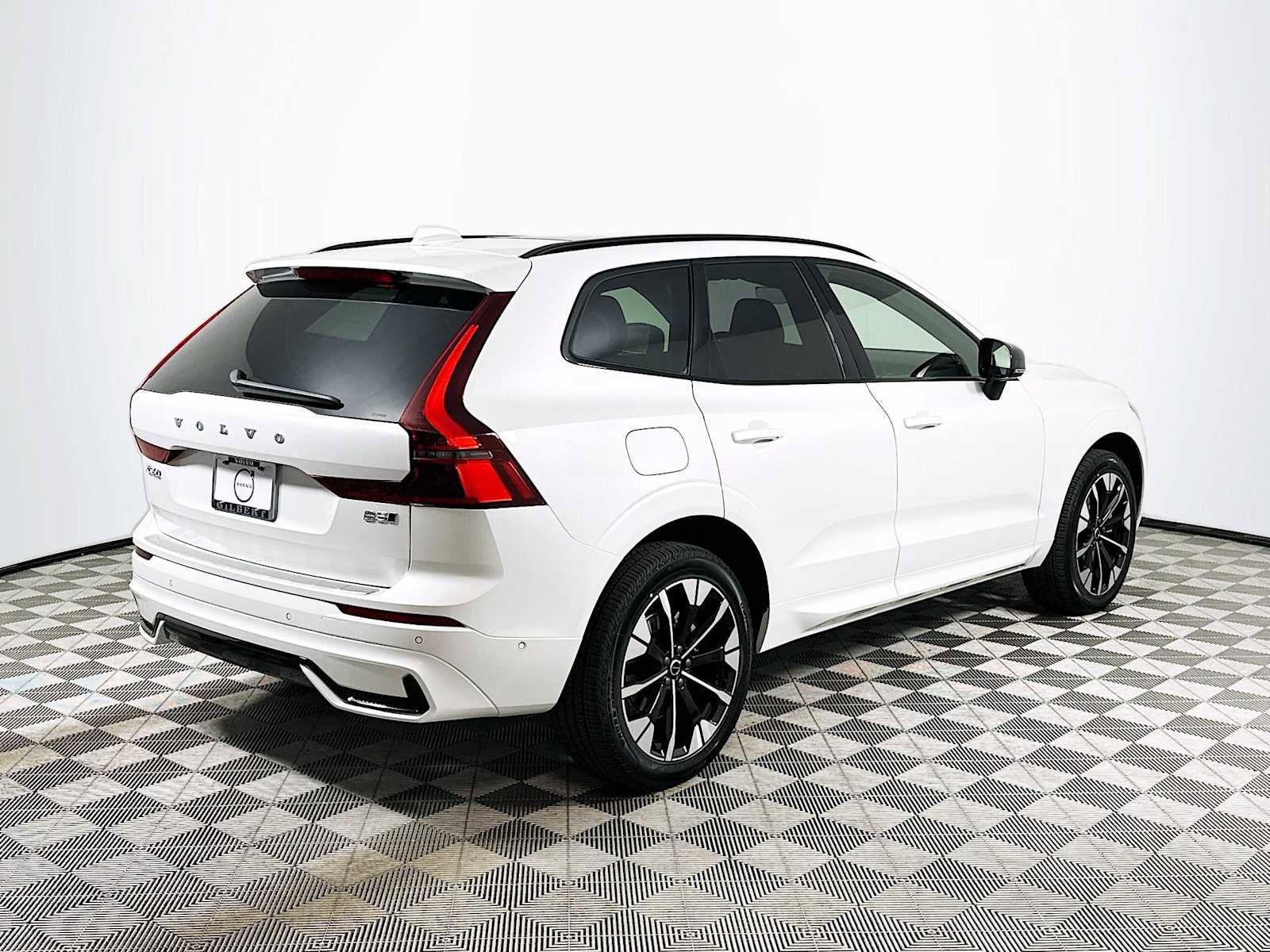 New 2026 Volvo XC60 B5 Plus w/ Protection Package Premier image 7