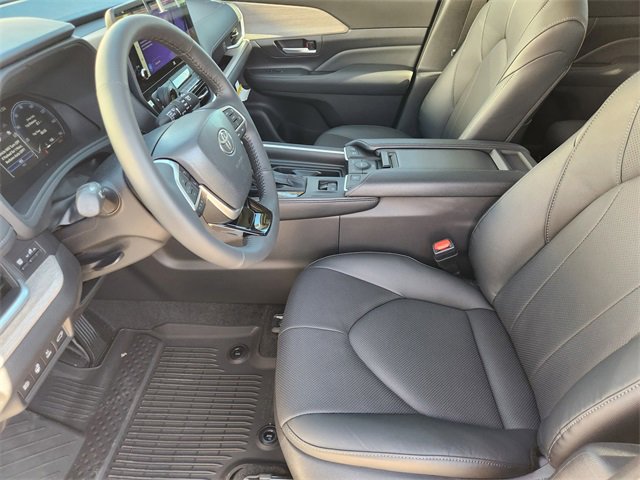 New 2026 Toyota Grand Highlander Limited image 9