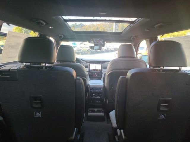 New 2025 Jeep Grand Cherokee L Limited image 25