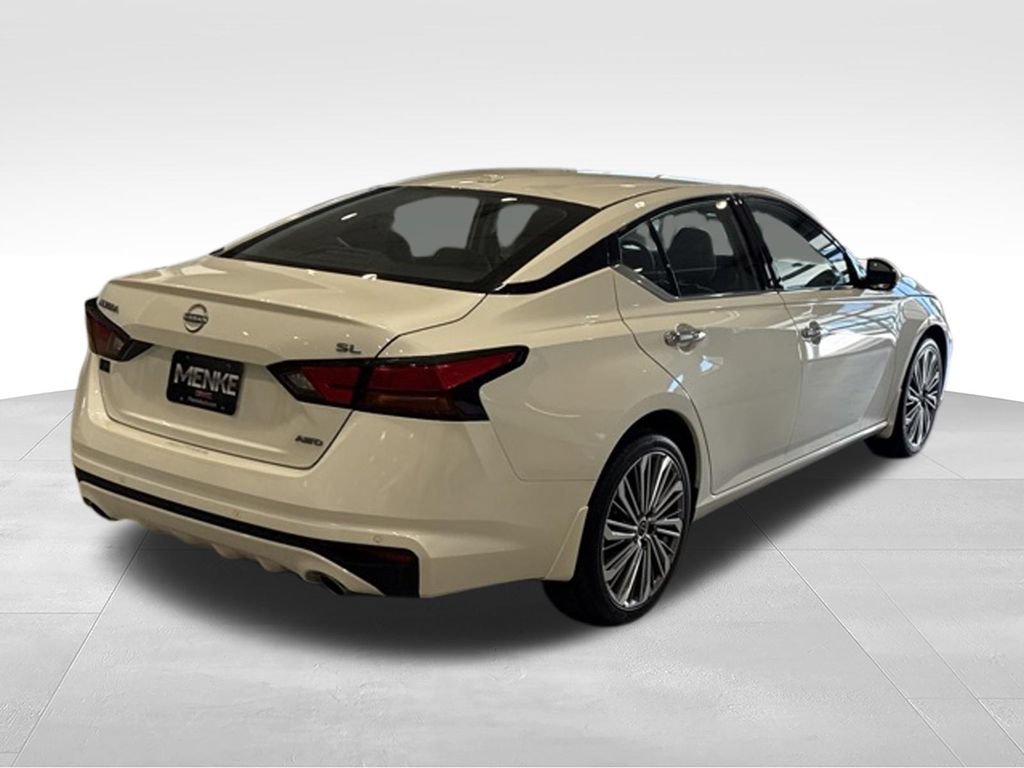 Used 2025 Nissan Altima 2.5 SL AWD/4WD image 7