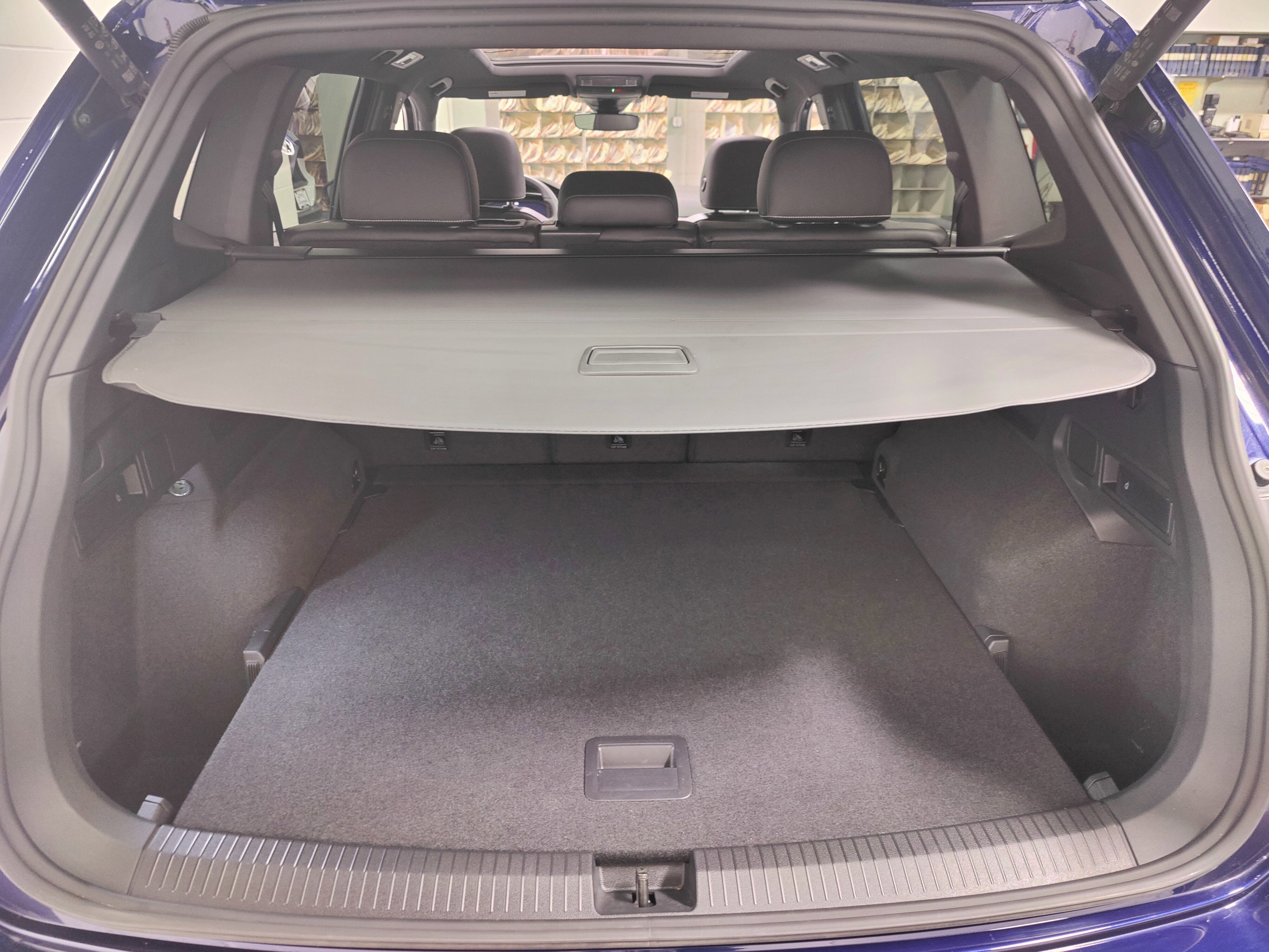 Used 2024 Volkswagen Tiguan SEL R-Line image 19