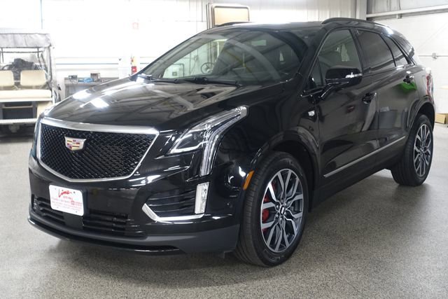 Used 2022 Cadillac XT5 Sportv w/ Technology Package AWD/4WD image 3
