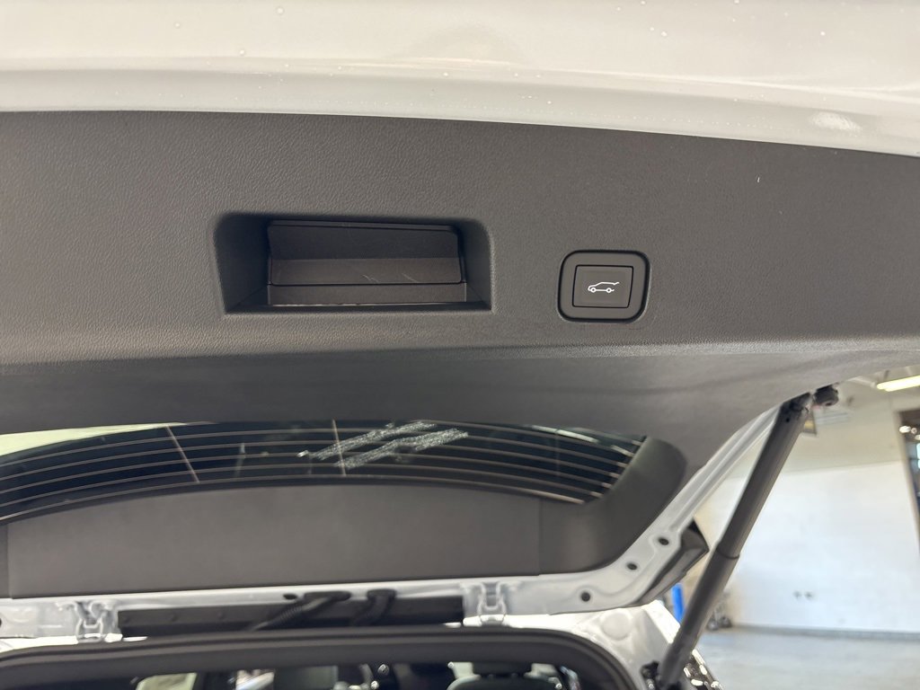 New 2026 Chevrolet Traverse RS image 48