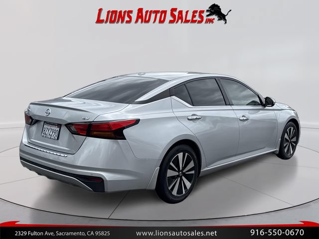 Used 2022 Nissan Altima 2.5 SV FWD image 5