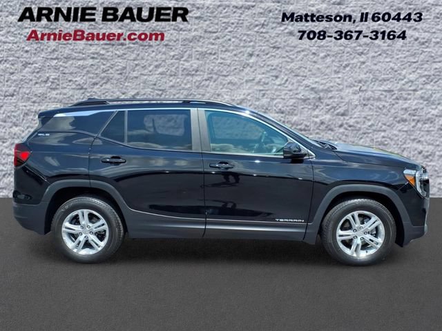 Certified 2022 GMC Terrain SLE w/ Driver Convenience Package AWD/4WD image 4