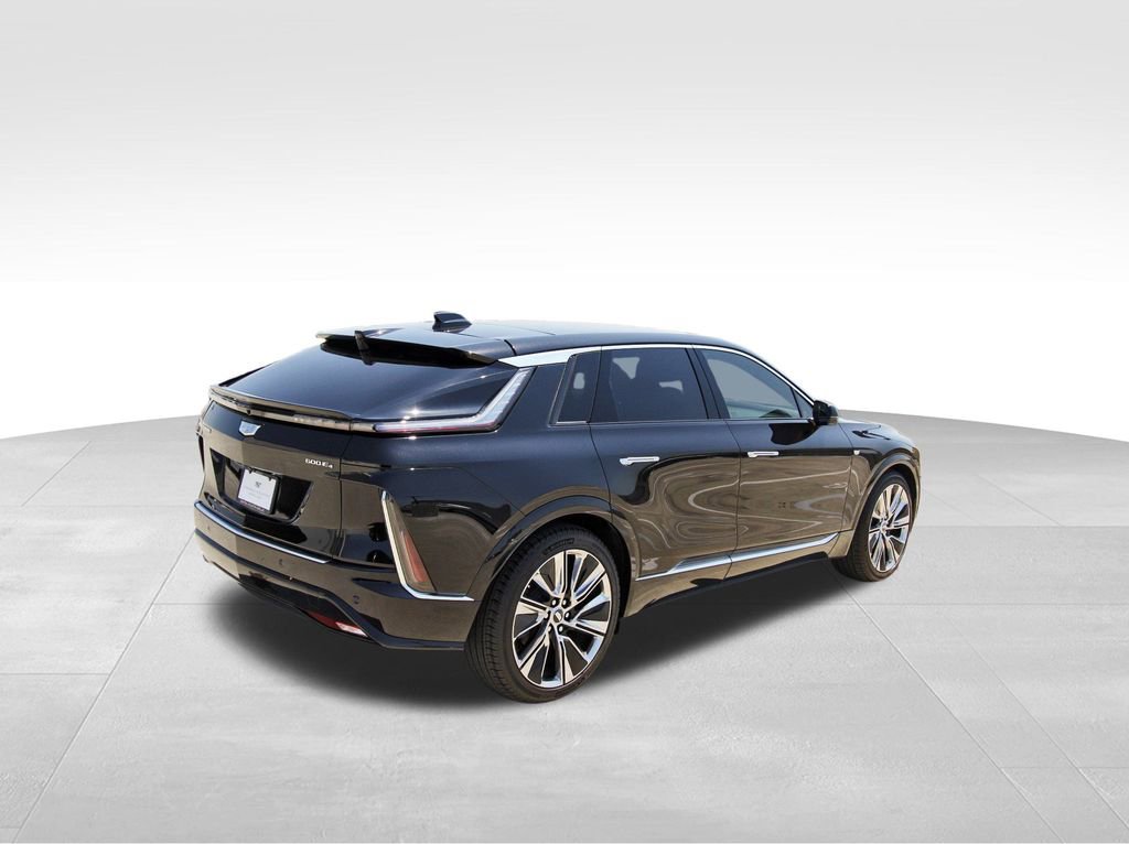 New 2026 Cadillac Lyriq Signature Luxury image 4