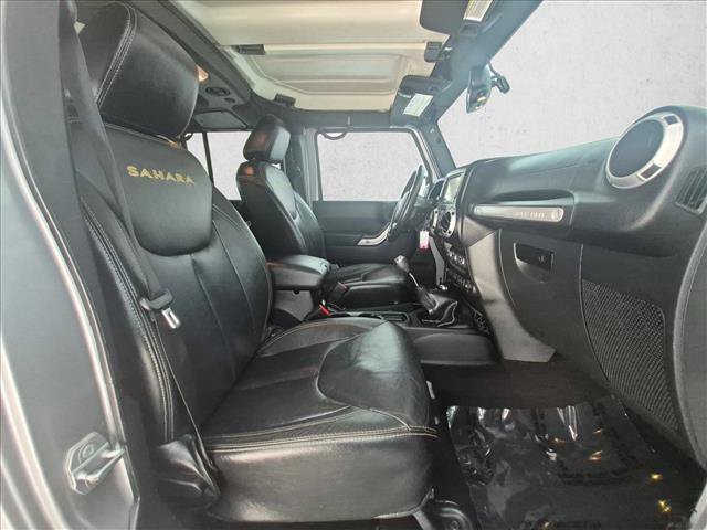 Used 2015 Jeep Wrangler Unlimited Sahara w/ Mopar Chrome Edition Group AWD/4WD image 23