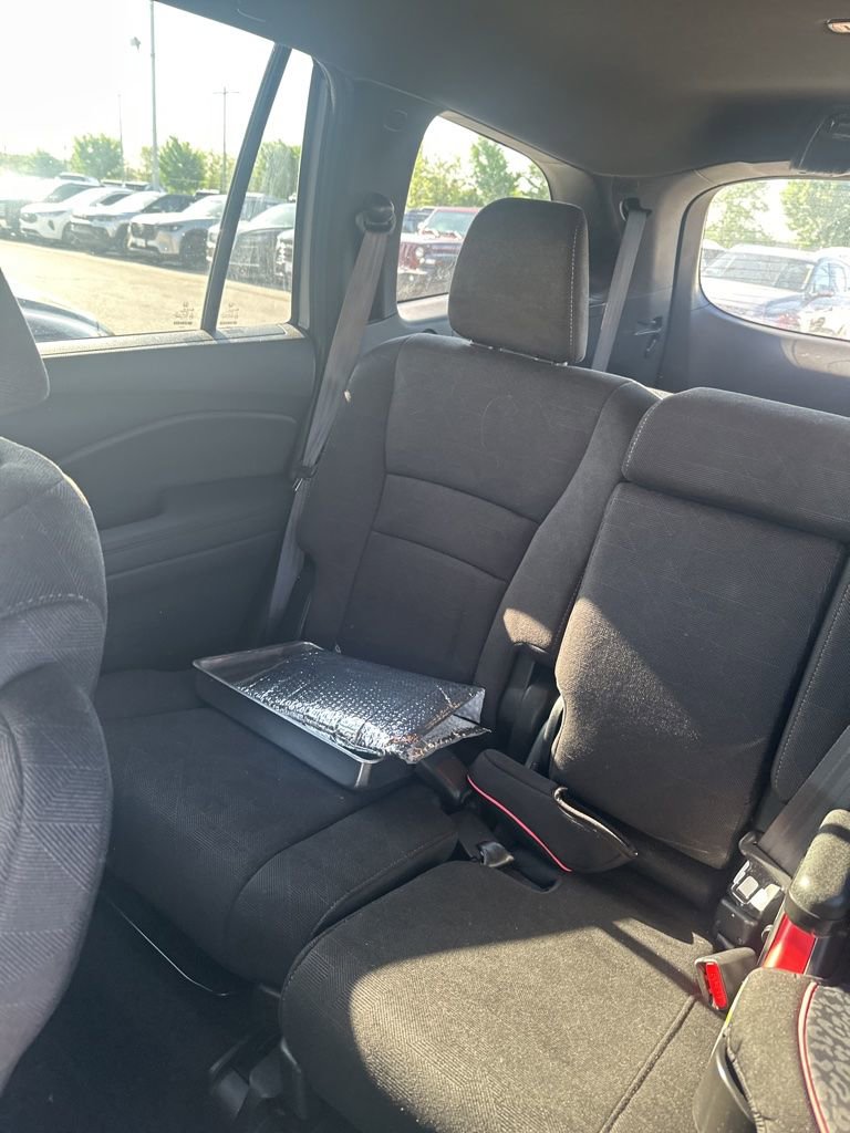 Used 2022 Honda Pilot Sport image 14