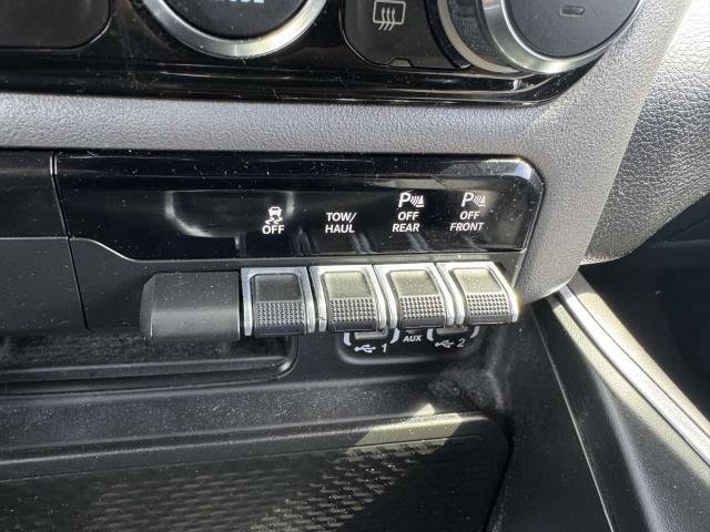 Used 2023 RAM 1500 Big Horn AWD/4WD image 14