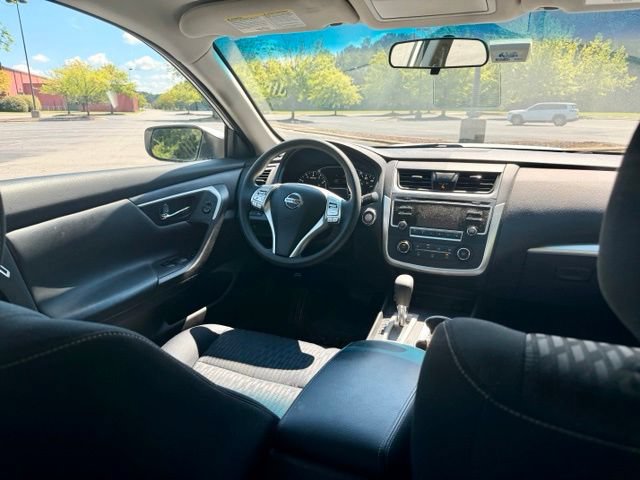 Used 2018 Nissan Altima 2.5 S FWD image 19