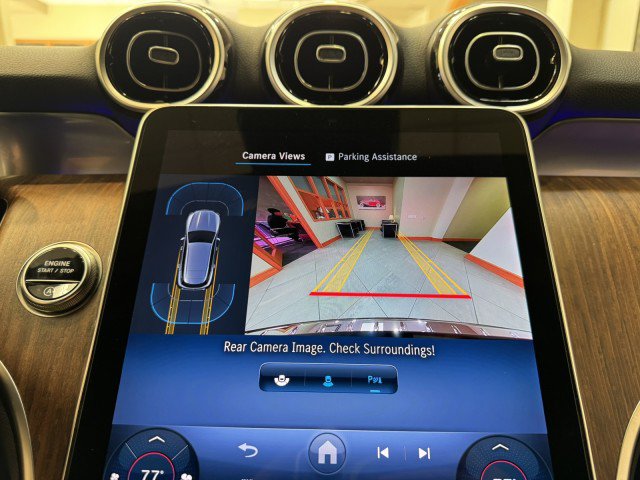 Certified 2025 Mercedes-Benz GLC 300 image 11