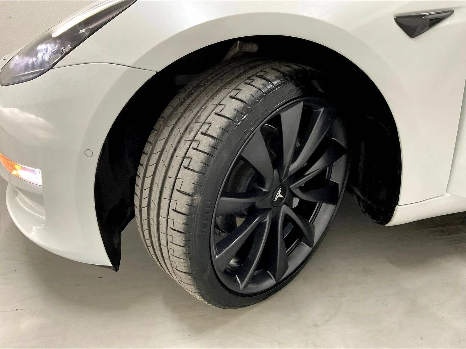 Used 2022 Tesla Model 3 Long Range AWD/4WD image 46