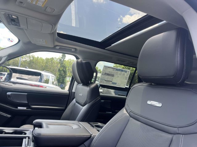New 2026 Ford Expedition Platinum AWD/4WD image 13