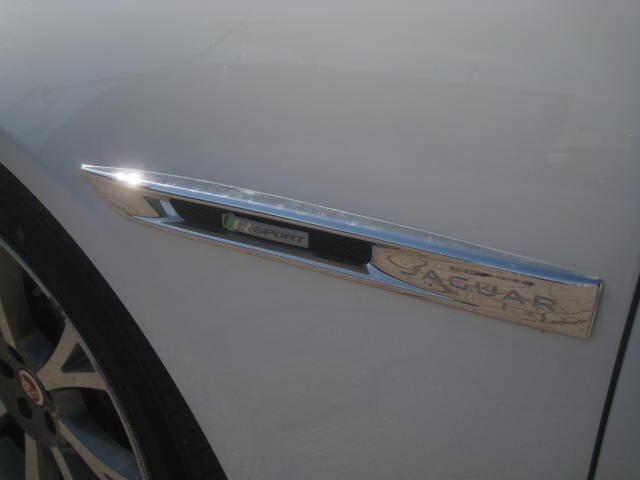 Used 2017 Jaguar XJ image 26