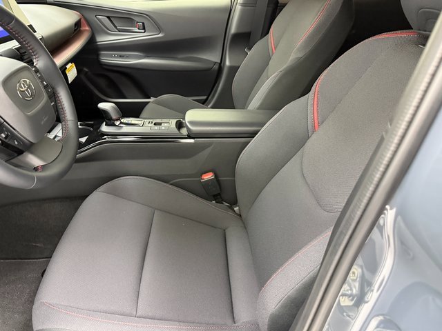 New 2026 Toyota Prius Plug-In Hybrid image 27