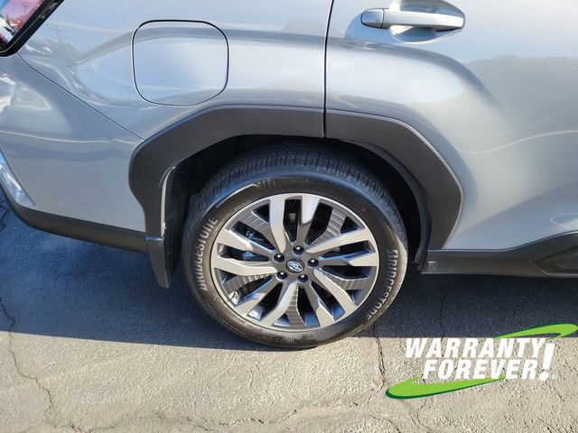 Used 2025 Subaru Forester Touring image 21
