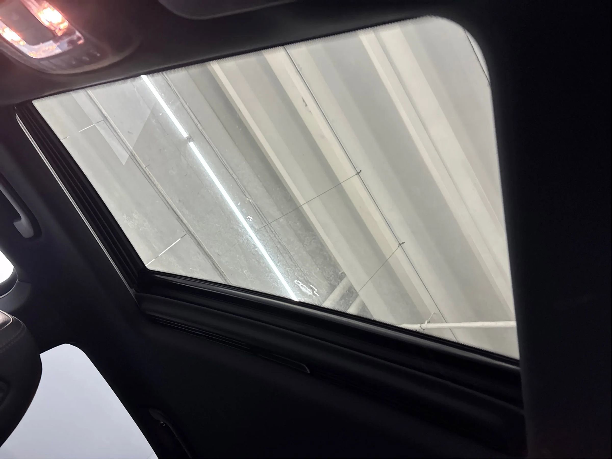 Used 2021 Mercedes-Benz GLE 350 4MATIC image 28