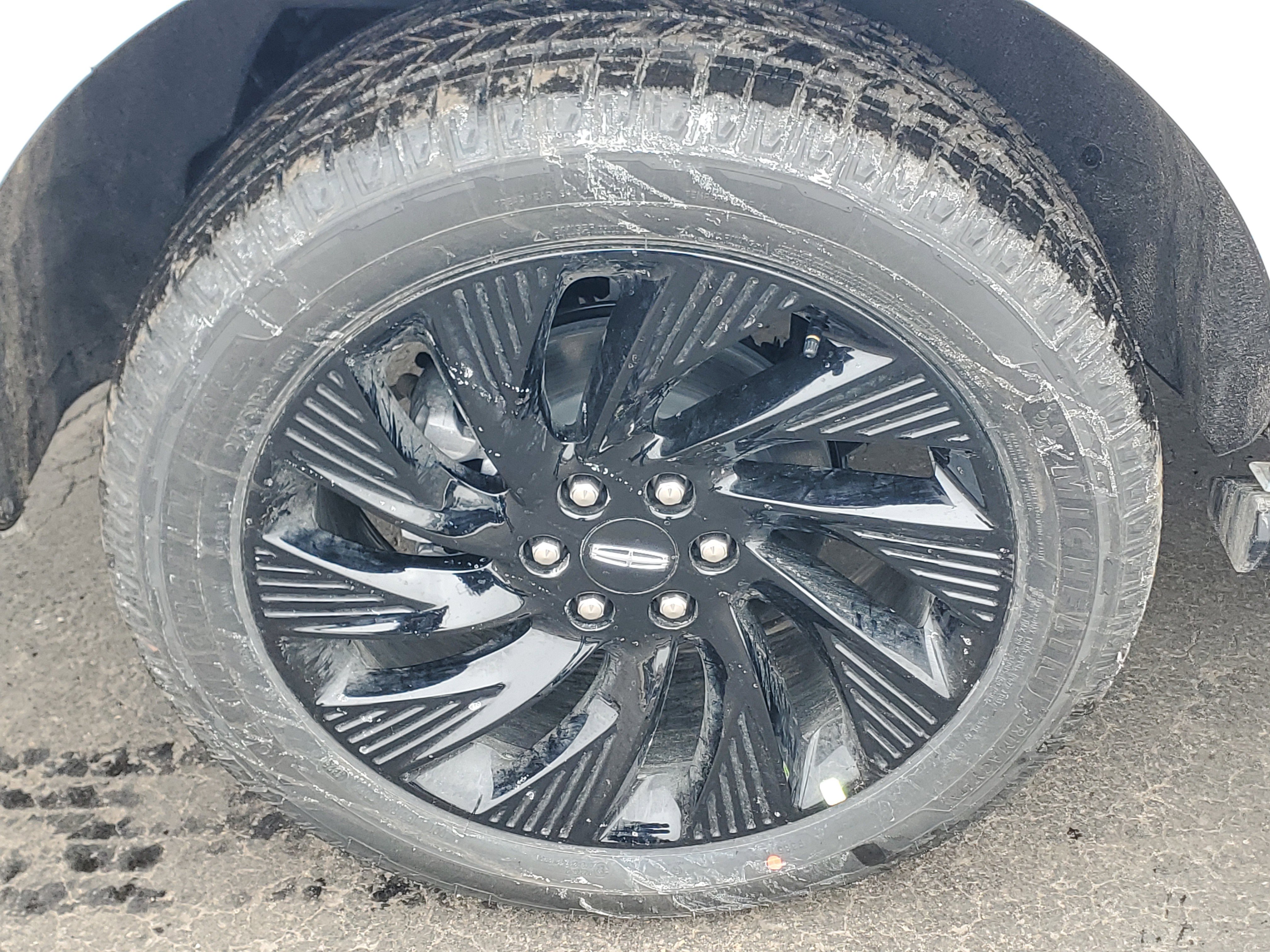 New 2026 Lincoln Navigator Reserve w/ Jet Appearance Package image 5