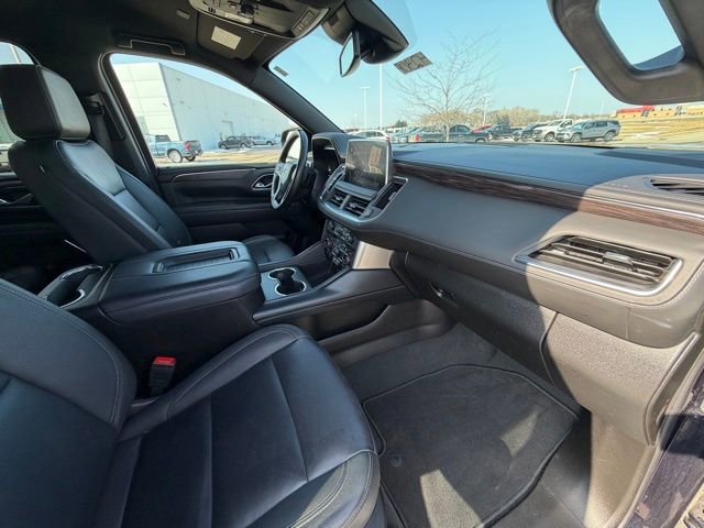 Used 2024 Chevrolet Suburban Z71 w/ Luxury Package AWD/4WD image 22