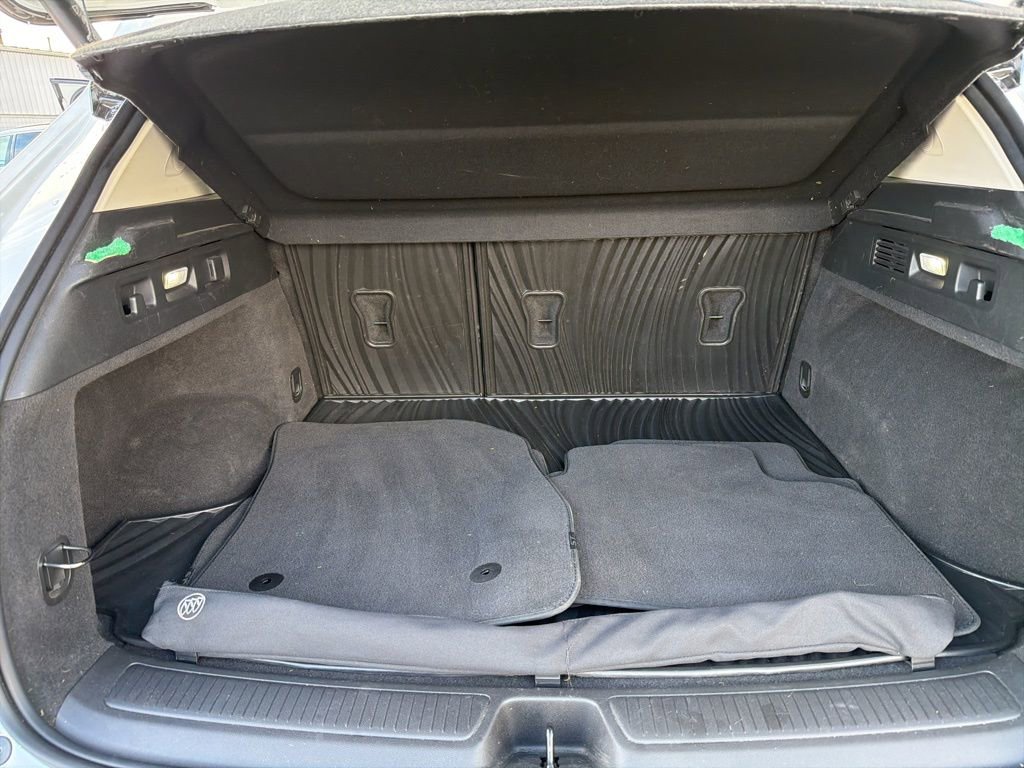 Used 2023 Buick Envision Preferred w/ Sport Touring Package image 17