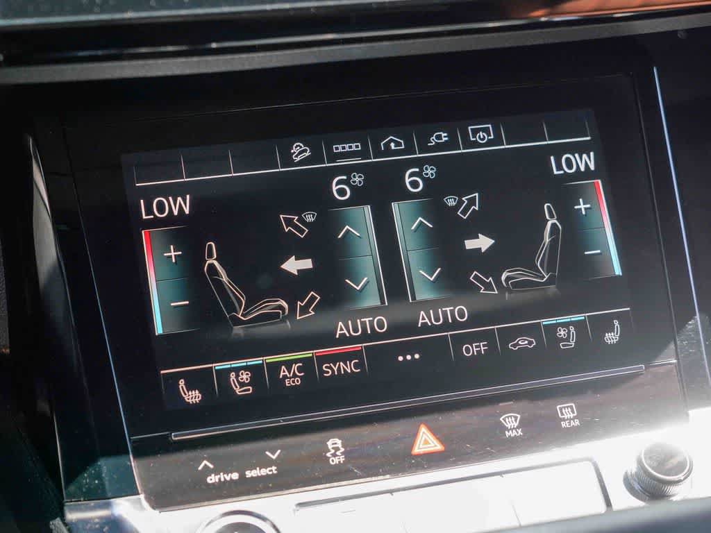 Used 2023 Audi e-tron Premium Plus AWD/4WD image 18