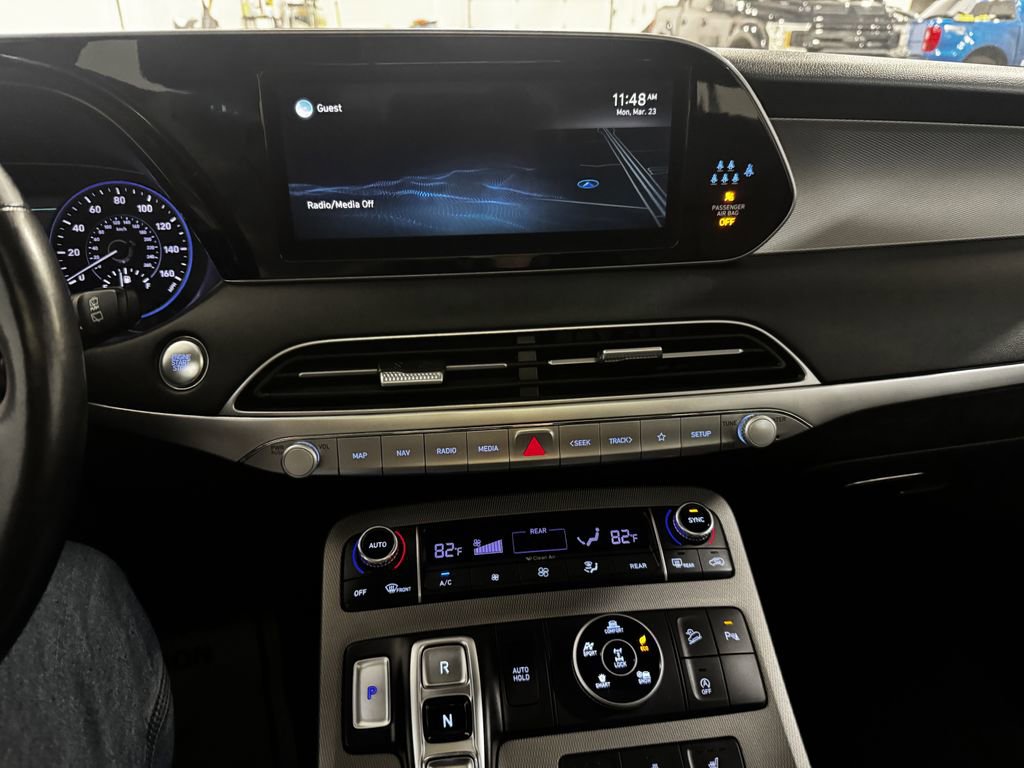 Used 2022 Hyundai Palisade SEL w/ Premium Package image 13