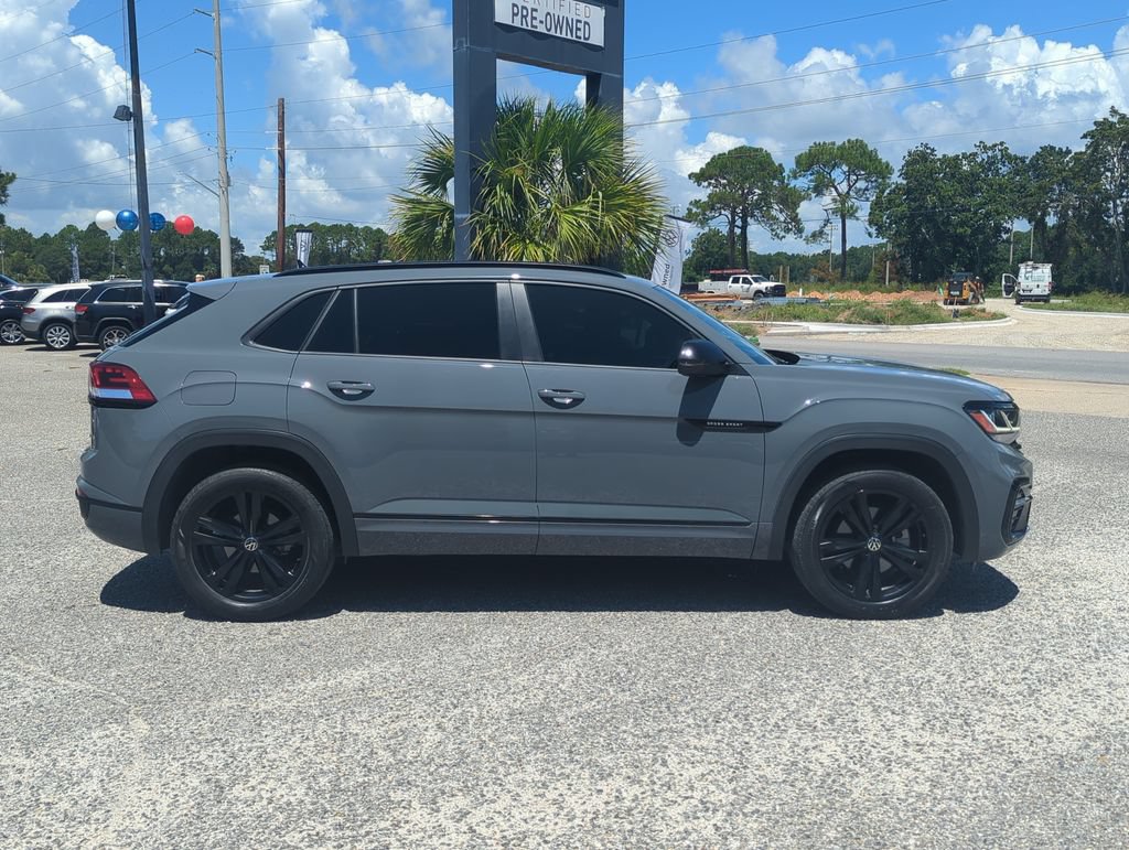 Certified 2023 Volkswagen Atlas Cross Sport SEL R-Line AWD/4WD image 8