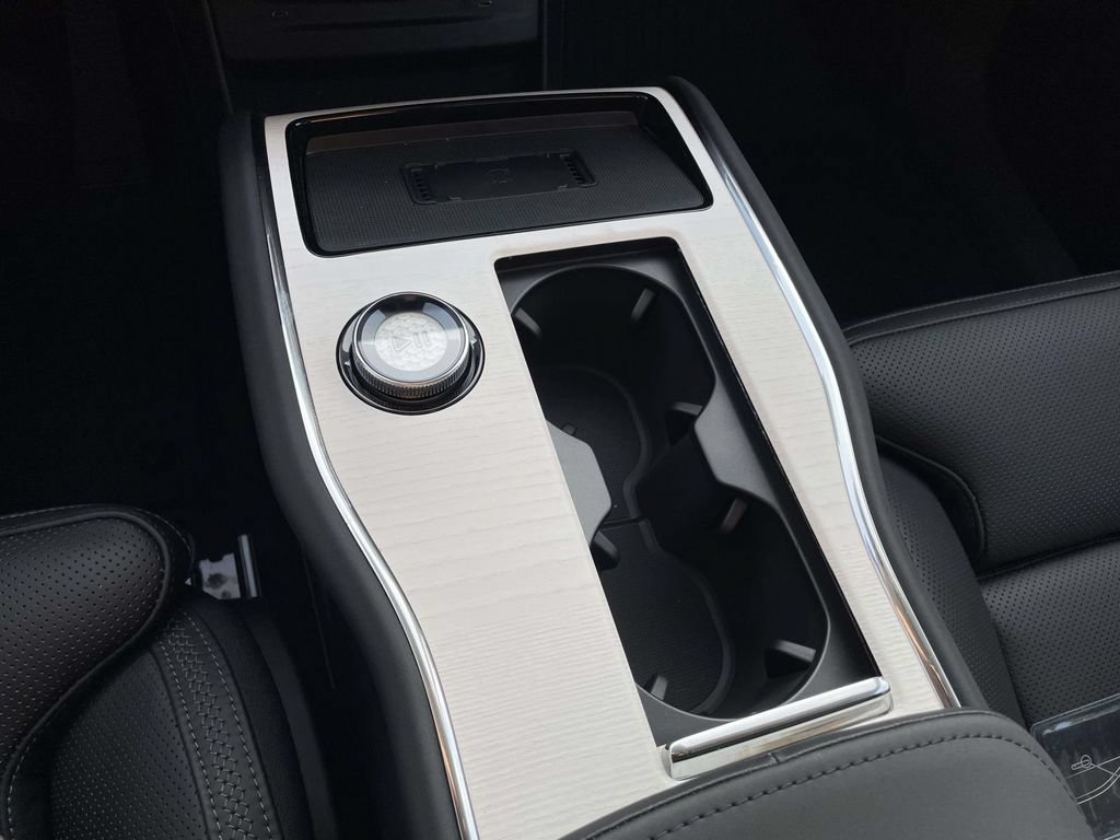 New 2026 Volvo EX90 Ultra AWD/4WD image 21