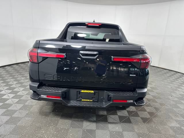 Used 2024 Hyundai Santa Cruz SE image 4