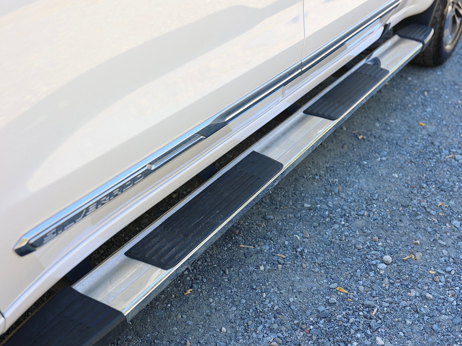 Certified 2023 Chevrolet Silverado 1500 High Country w/ Z71 Off-Road Package image 9